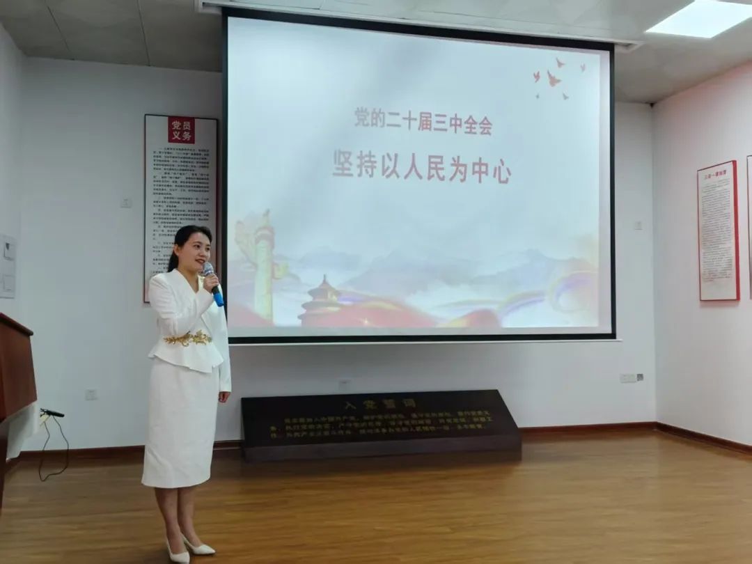 【万象城AWC有声】“万象城AWC有声”传新语 “三争”聚力谱新篇（六）